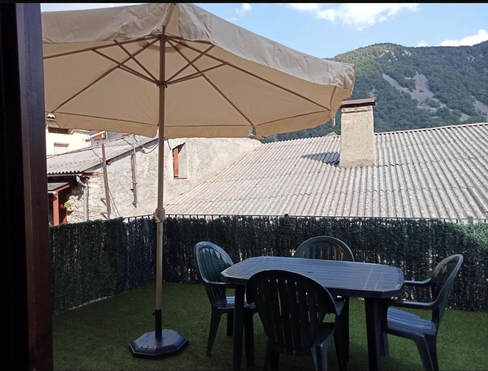 Appartamento Check-In Casasa El Ru El Run Esterno foto